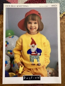 Girls Knitting Patterns DK Jumper With Big Ears Motif 22-28” Hayfield 00824 - Picture 1 of 2