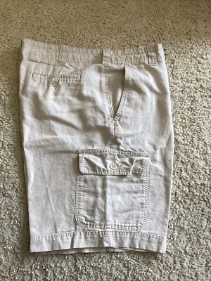 Pantalones cortos cargo Club Room para hombre frente plano mezcla de lino talla 38 Foto 1 de 4