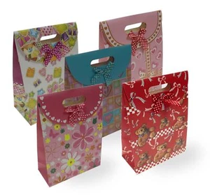 Set de 2 Bolsas de Regalo Bolsa de Regalo de Papel con Velcro 19x27x8 cm - Imagen 1 de 6