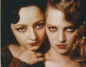 Foto a color de Henry y June 8x10 Maria de Medeiros Uma Thurman - Imagen 1 de 1