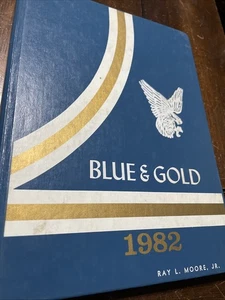 1982 North Delta School Yearbook Pleasant Grove Mississippi Panola County - Picture 1 of 2