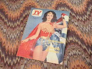 Lynda Carter Zap!Pow! Wonder Woman Chicago Tribune TV Week Feb. 5-11 1978 Sec 10 - Bild 1 von 13
