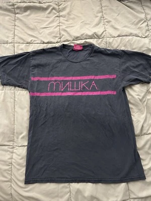 Talla L - Camisa Mishka Spell Out - Negra Foto 1 de 4