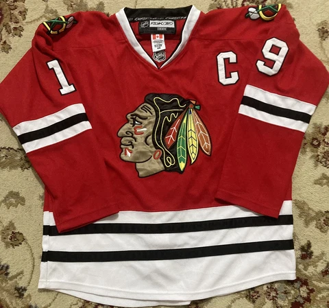 Reebok NHL Hockey Jersey Chicago Blackhawks Jonathan Toews #19 Size 48 Red Cover