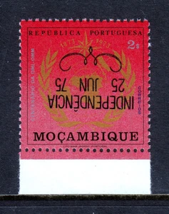 MOZAMBIQUE — SCOTT 521v — INVERTED INDEPENDENCE OVERPRINT — MNH - Picture 1 of 2
