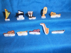 Orchestral MUSICAL INSTRUMENTS Set 10 Mini Figurines FRENCH Porcelain Feves SAX