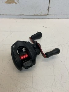 Shimano Caius B 150HG 7.2:1 Right Hand, Baitcaster Reel - Picture 1 of 7