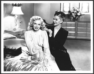 MARILYN MONROE VINTAGE ORIGINAL PHOTO STUNNING MOVIE SCENE FILM PORTRAIT - Picture 1 of 2