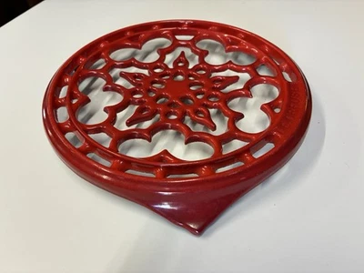 LE CREUSET Hierro Fundido Patas Trivet Rojo Ombré Esmaltado 8” FRANCIA Pesado  Foto 1 de 4