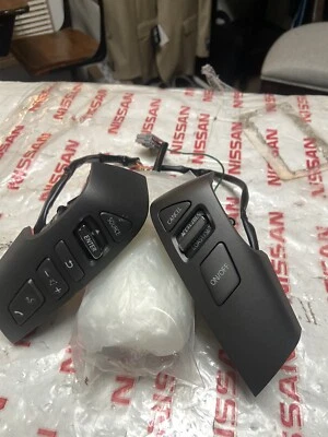 Volante Infiniti QX56 QX80 2011-15 (solo controles) nuevo OEM ver fotos Foto 1 de 3