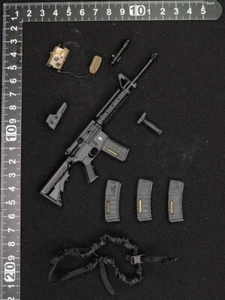 1:6 Scale Mini Times M043 101st Airborne Division - SOPMOD M4 Carbine Set - Picture 1 of 2