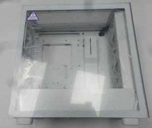 Nzxt CM-H71EW-01 Mid-Tower e-ATX - White - Picture 1 of 8