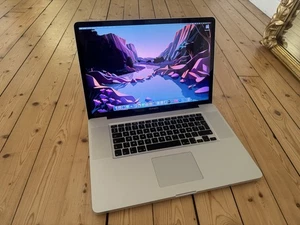 Apple Macbook Pro 17’’ Unibody /i7/ SSD / 16Go Ram / MacOS Ventura 13.7.7 - Imagen 1 de 8
