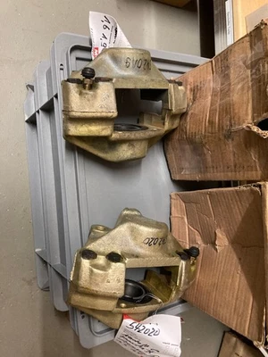 Opel Ascona B Manta B Kadett C OHV CIH Bremssättel links 542019 rechts 542020 - Bild 1 von 4