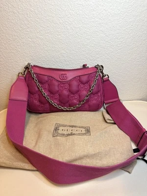 Auténtico Bolso Bandolera Gucci GG Pequeño Negro Matelasse Hombro Plateado Herrajes Foto 1 de 4