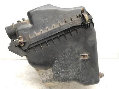 CARCASA FILTRO AIRE MOTOR TOYOTA PREVIA 2.0 D4D 85KW 2002 2202027030 Foto 1 de 4