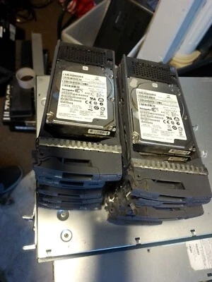 NetApp X422A-R5 108-00221 600GB 10K 6GB 2.5" SAS Hard Drive - Image 1 of 2