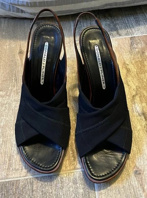 Sandalias de tacón Donald J Pliner de cuero negras y carey talla 7,5 M con tira trasera Foto 1 de 4