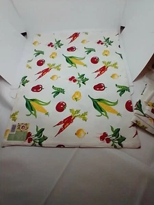 Twenty five piece set, Placemats, napkins and basket new with tags non smoking - Picture 1 of 8