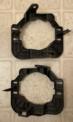 Комплект кронштейнов для противотуманных фар 2007-2010 OEM Nissan Altima - 26915-JA00A /26916-ZX00A - Изображение 1 из 4