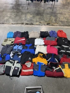LOT OF 30 OUTERWEAR JACKETS COLUMBIA NORTHFACE MENS WOMENS KIDS Y2K MIXED SIZES - Picture 1 of 6
