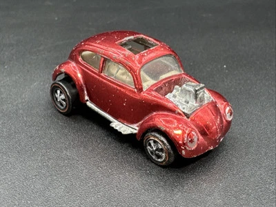 VW Volkswagen Bug 1967 Hot Wheels Original Redlines rojo personalizado interior blanco  Foto 1 de 4