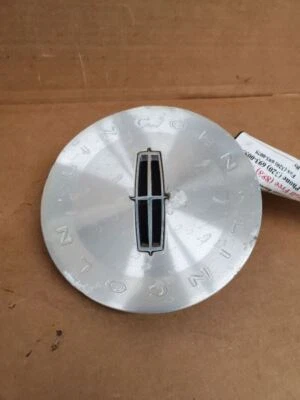 Rueda tapa central town car 2010 272939 Foto 1 de 4