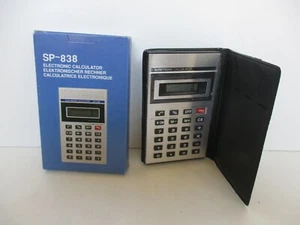 SCONTO 40% CALCOLATRICE A DISPLAY LCD SP-838 ANNI '70 - Imagen 1 de 3
