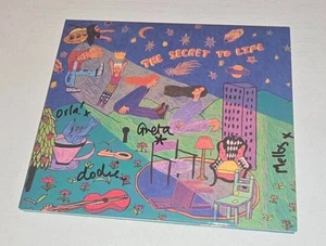 Fizz - The Secret To Life SIGNED/AUTOGRAPHED CD (Orla Gartland, Dodie) - Bild 1 von 2