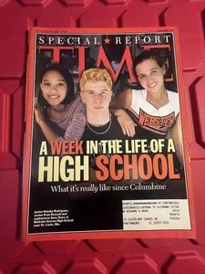 Time Magazine October 25, 1999- A Week In The Life Of A High School - Picture 1 of 2