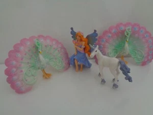 elc wonderland 2 x Pfauen Einhorn und Fee Figur - Bild 1 von 7