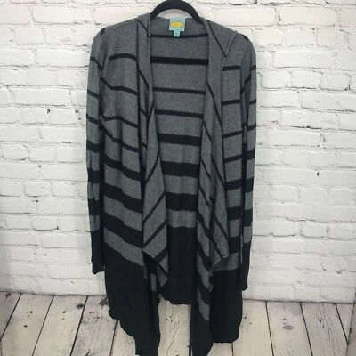 Top C&C California para mujer grande gris a rayas frente abierto tejido con capucha informal Foto 1 de 4