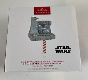 2024 Star Wars: A New Hope Luke Skywalker X-Wing Ornament & Stocking Hanger - Picture 1 of 6
