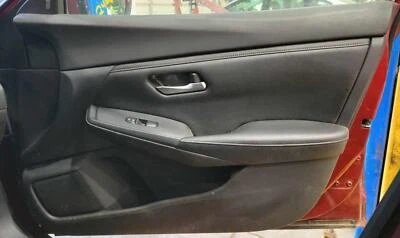Panel de moldura de puerta delantera Nissan Sentra 20-23 lado derecho del pasajero cuero negro OEM Foto 1 de 2