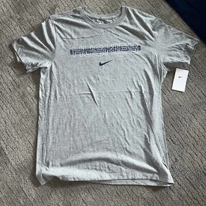 NWT Men's Nike Dri-fit Shirt -- UConn Huskies -- Large - Picture 1 of 3