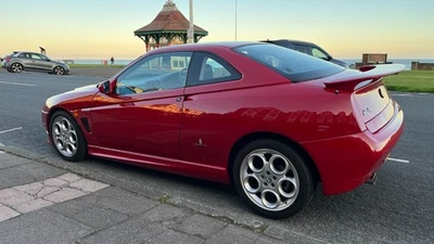 Alfa Romeo GTV Cup 3.0 V6 24v No83 - Image 1 of 4