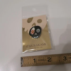 BRAND NEW TAKASHI MURAKAMI DOKURI DOKURO Flowers SKULL Pin Badge Pins Plush - Picture 1 of 2