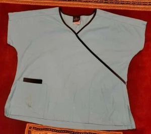 Women’s BABY PHAT Scrubs Nurse Top Front Pockets V-Neck Size L - Picture 1 of 3