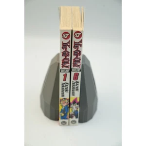 Yu-Gi-Oh! Duelist Vol 1 & 6 Manga Set Kazuki Takahashi English Shonen Jump VIZ - Picture 1 of 6