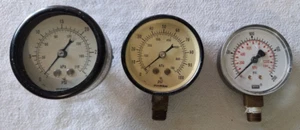 Vintage Lot of 3 Steampunk PSI & kPa Pressure Gauges 30 / 100 / 200 PSI - Picture 1 of 11