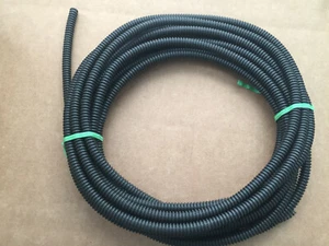 ROLL OF 25' 3/8" 10mm Plastic Flex Tubing Black - Foto 1 di 3