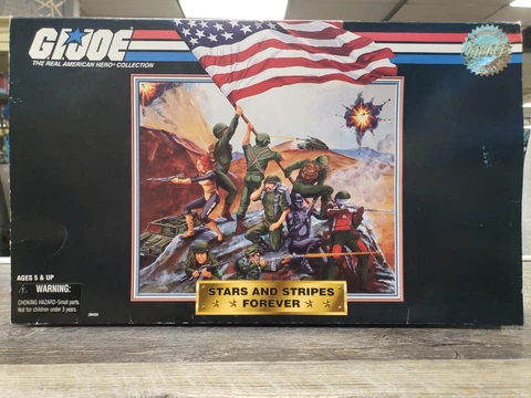 Opened GI JOE 1997 Toys R Us EXCLUSIVE Stars & Stripe Forever ARAH 8 Figure Set Cover