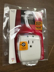 Belkin MASTERCUBE Surge Protector F9H120-CW - Photo 1/2