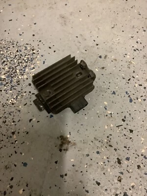 Kawasaki Z1000 2007 2008 2009 rectificador relé regulador de voltaje 03-06 OEM Foto 1 de 3