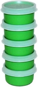 Tupperware Minis Smidgets Set di 5 Verde con Guarnizioni Trasparenti Strette Liquide Nuovo - Foto 1 di 2