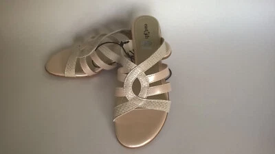 JC Penney East 5th EF Eloise Pearl Cream Women 7M Sandals Slip On Round Open Toe - Image 1 of 4