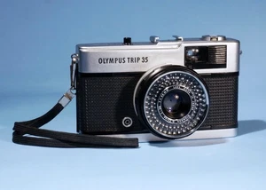 Olympus Trip 35 Compact 35mm Film Camera D.Zuiko 40mm f/2.8 Lens * Fully Working - Picture 1 of 5