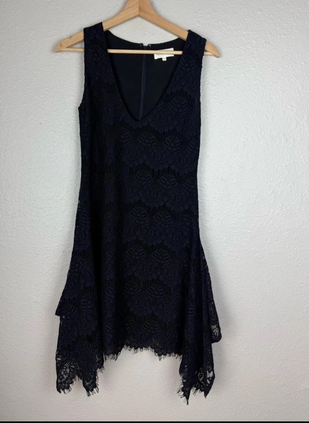 Vestido PATRIZIA PEPE Azul Marino Encaje Forrado Talla 40 EE. UU. 4 Italiano Contemporáneo Foto 1 de 4