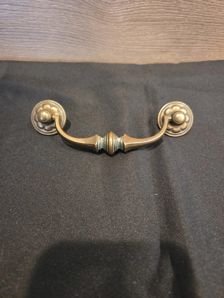 Drexel Esperanto Brass Drawer Pull 5.5-inch C-C KBC N370 - Image 1 of 4