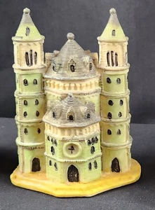 K's Collection LIMITED EDITION Church's Around The World Cathedral Mini #F6 - Picture 1 of 6